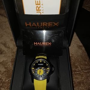 Italian made mens casual watch.   NEW  never worn